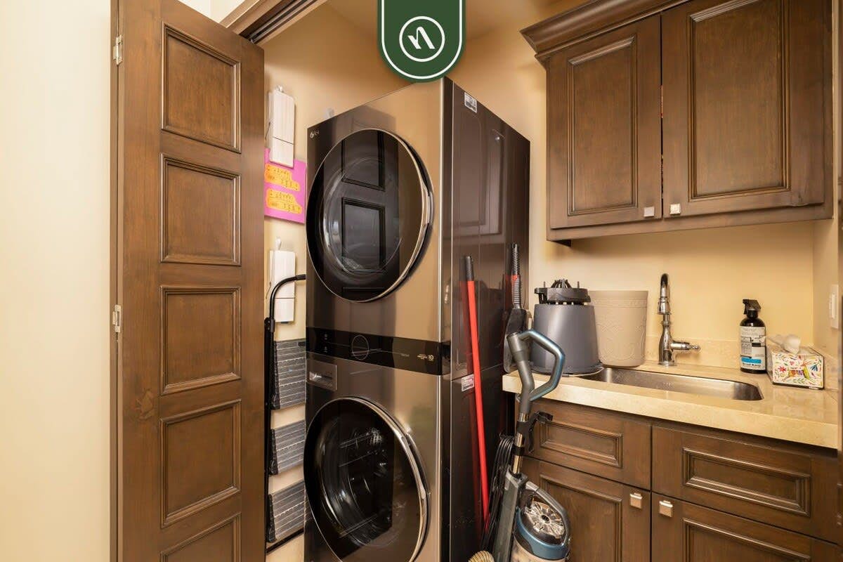 Luxury House with Ocean View