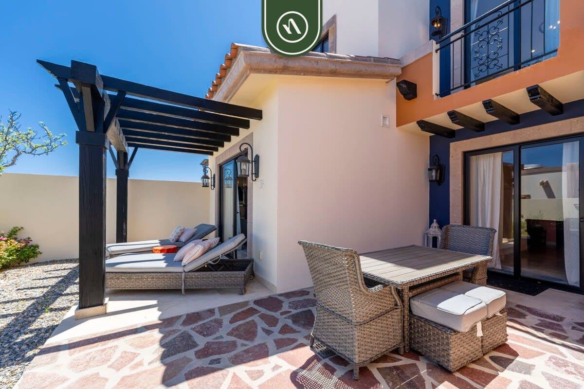 Luxury House with Ocean View