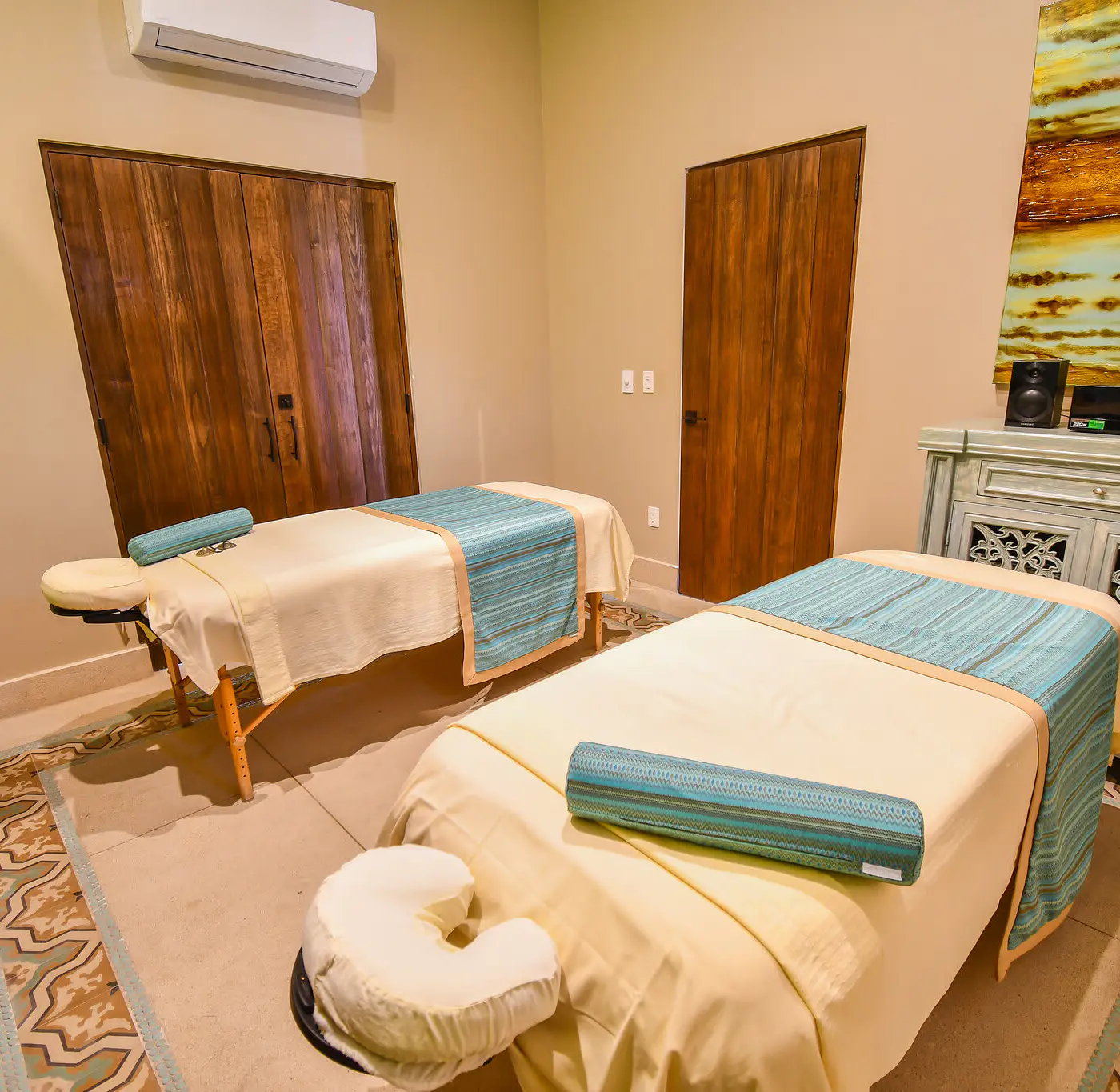 Luxury House. Ocean View Roof Top. Private jacuzzi