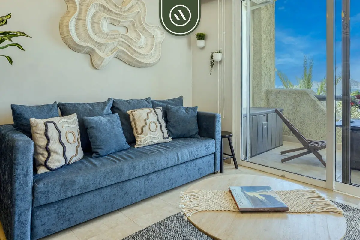 Beachfront Condo with Amazing View to the Sea