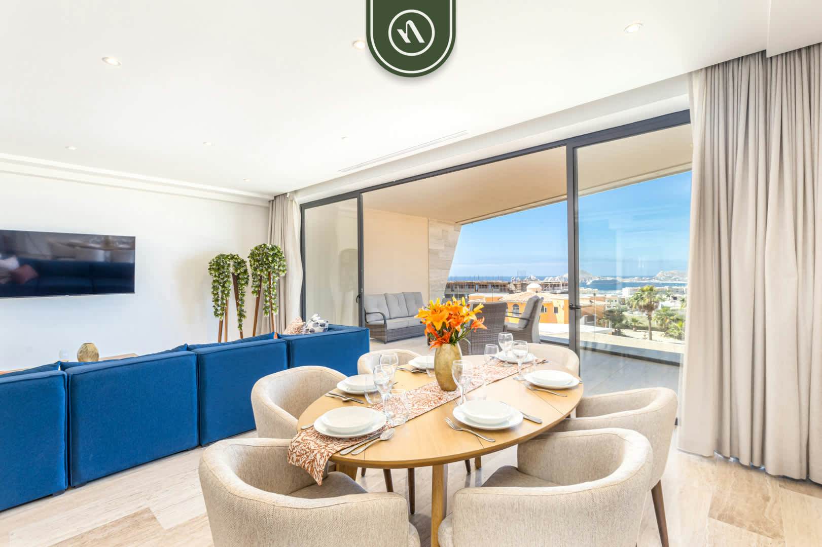 Luxury 2 BR Condo - Oceanview Pool - Gym