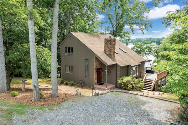 Sundance - Lakefront w/ Private Dock