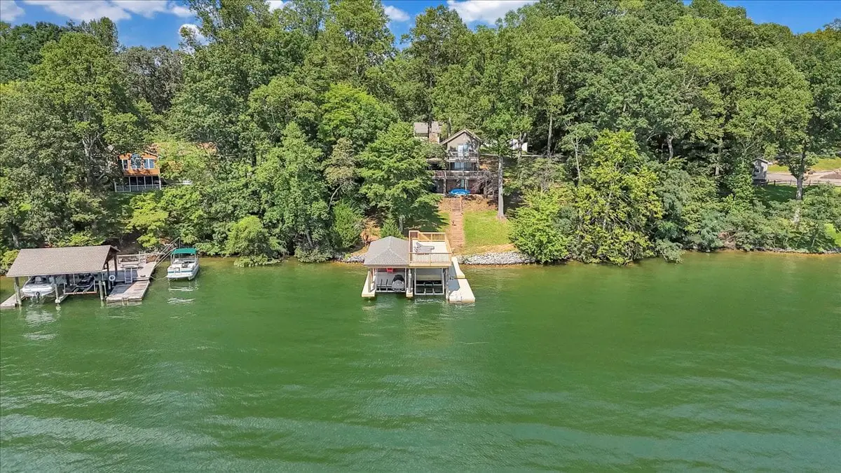 LAKE Sundance