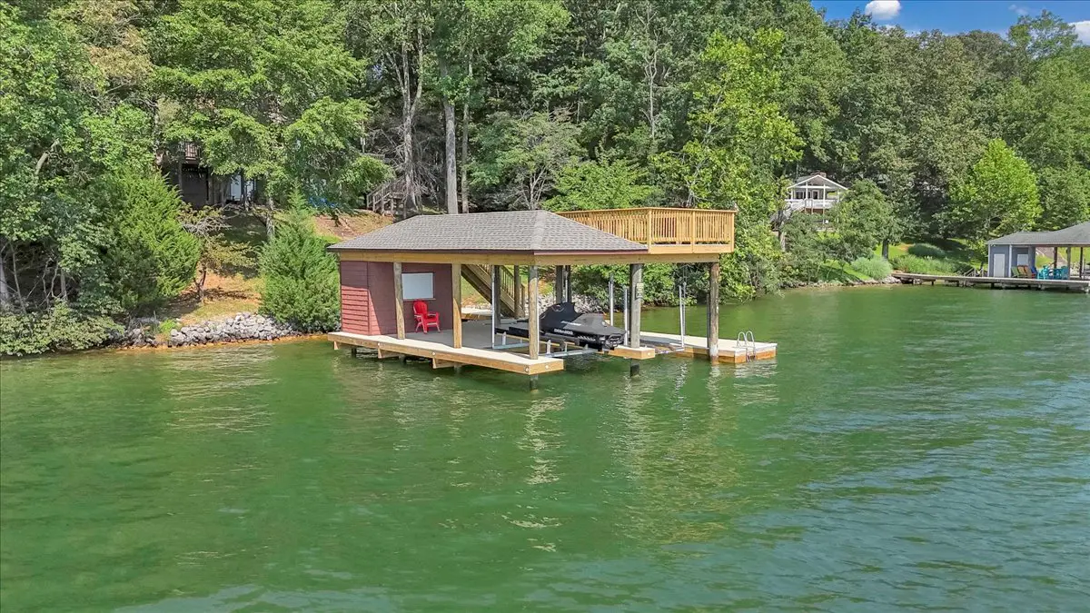 LAKE Sundance