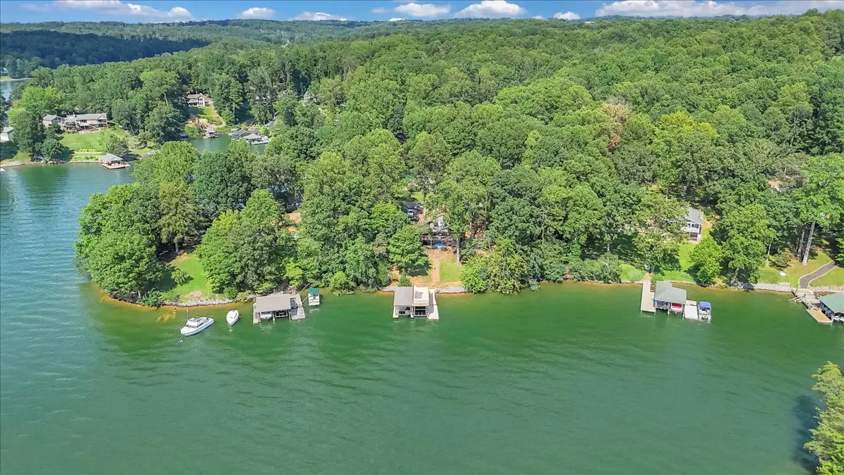 LAKE Sundance