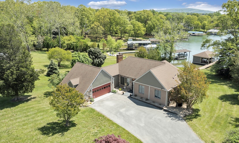 Stargaze - Lakefront with Private Dock