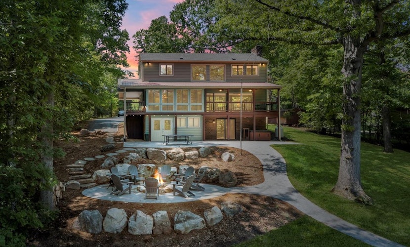 Emerald Shores - Lakefront, Private Dock & Fire Pit