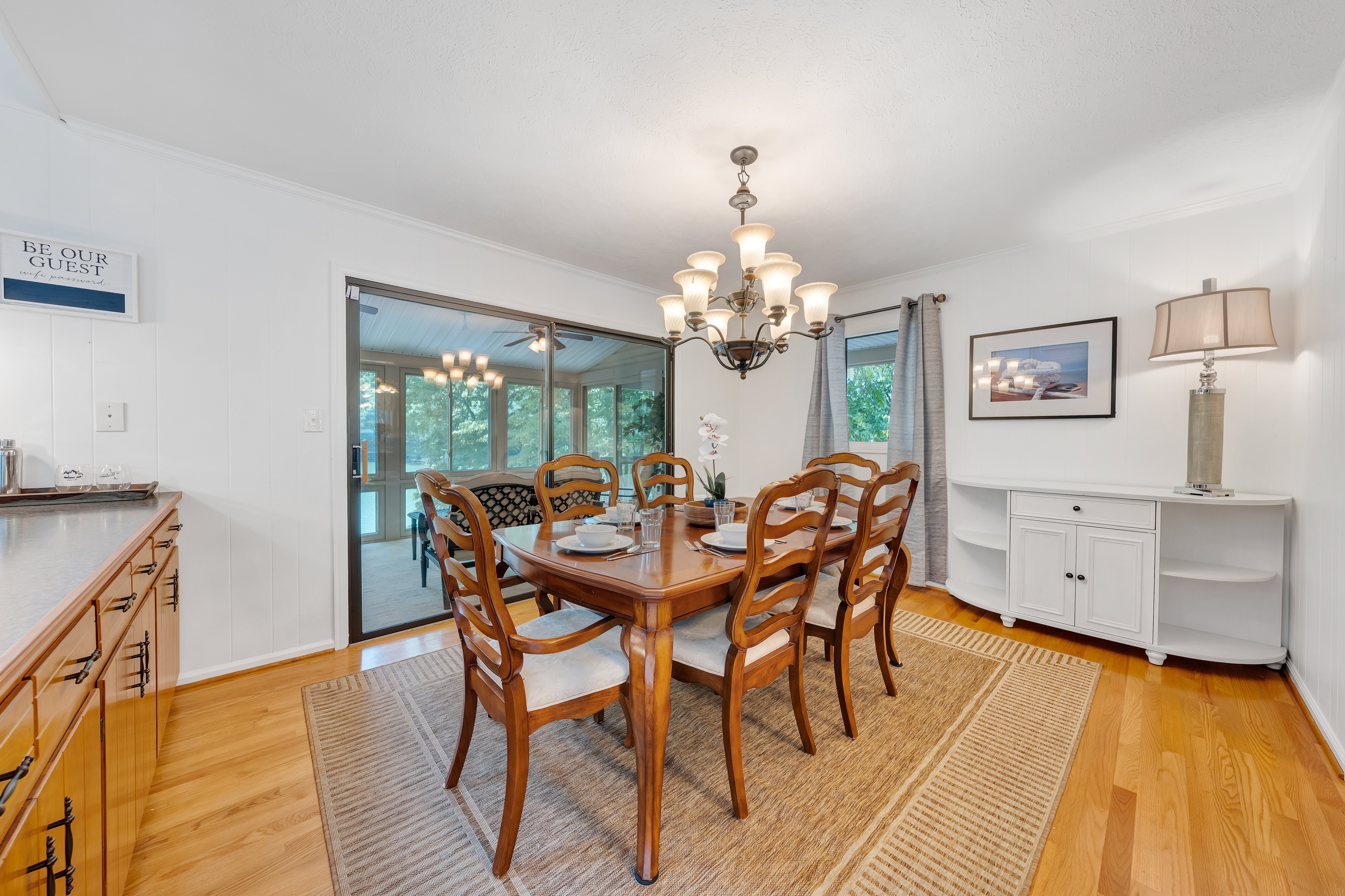 Emerald Shores - Lakefront, Private Dock & Fire Pit