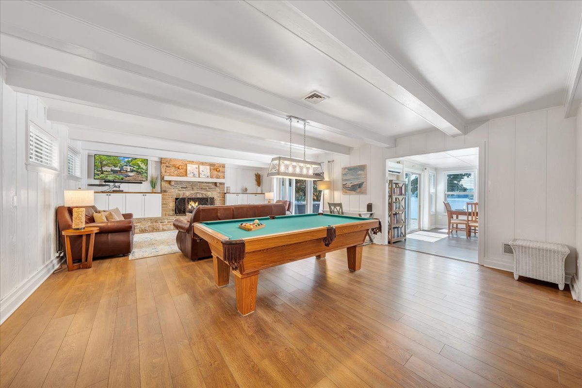 Scenic Point - Private Lakefront Home w/ Dock, Fire pit, outside shower & Hot tub