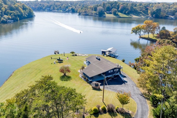 Paradise Point - Lakefront Home with Private Dock!