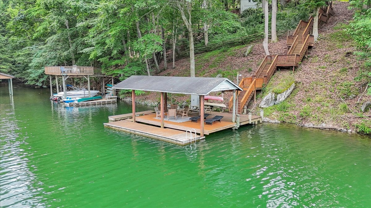 Reel Relaxed - Lakefront w/ Private Dock!