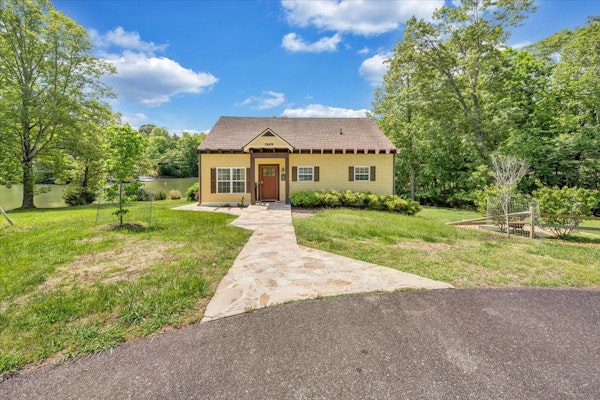 Cape Cottage - Private dock & Fire Pit,