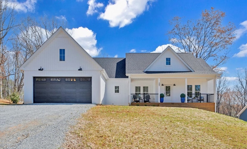 Lake Twin Cove - New!