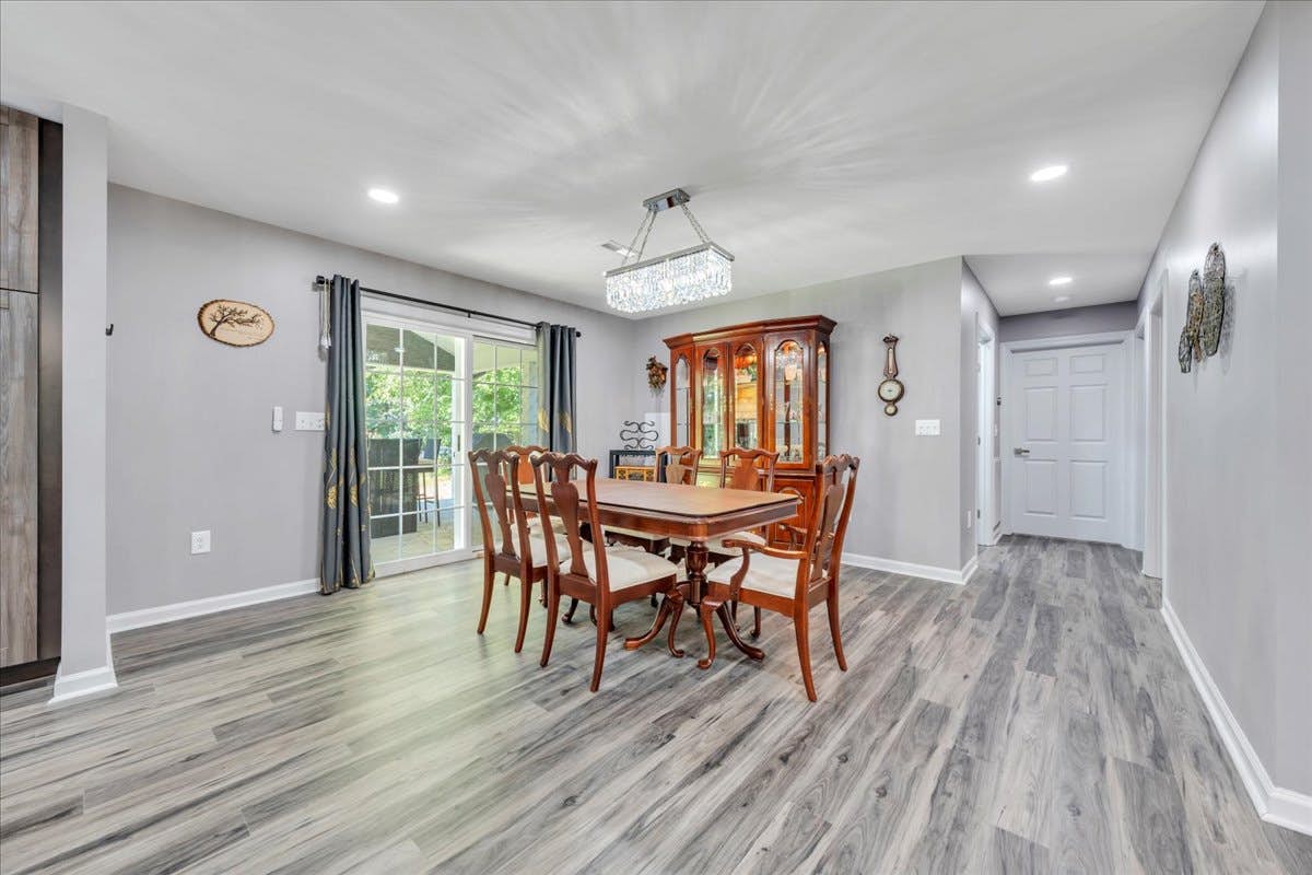 Lakeview Village East