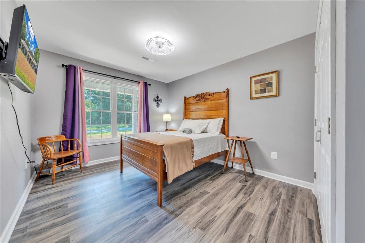 Lakeview Village East