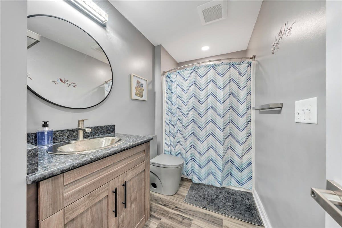 Lakeview Village East