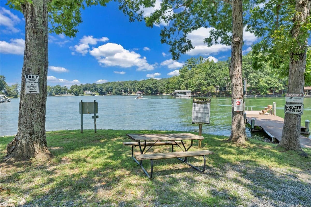 Lakeview Village East