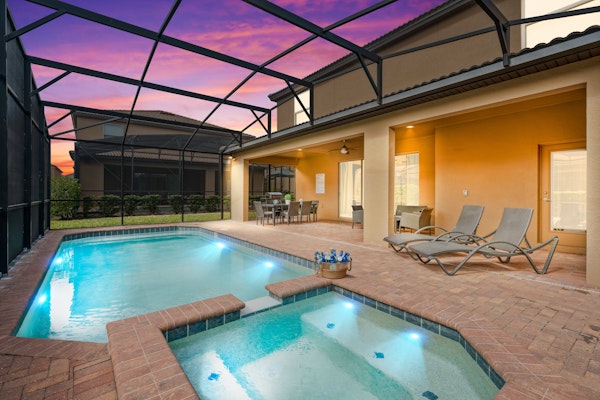 Comfortable Vacation Home - Great Resort | Pool/Spa | Sleeps 20 | WW101
