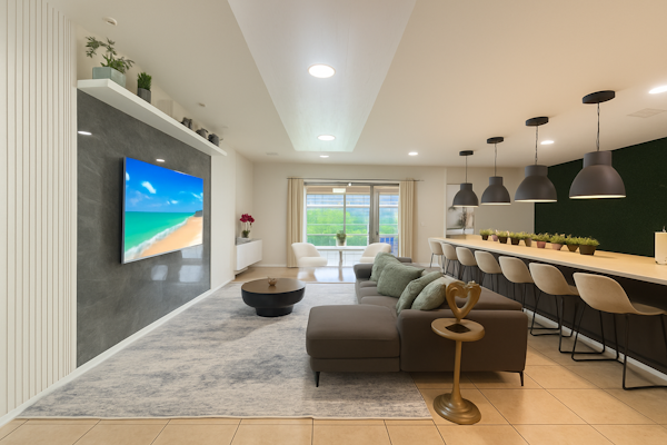 Comfortable Vacation Home - Great Resort | Pool/Spa | Sleeps 20 | WW101