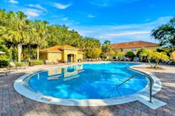 Newly Renovated! Charming Challet at Compass Bay