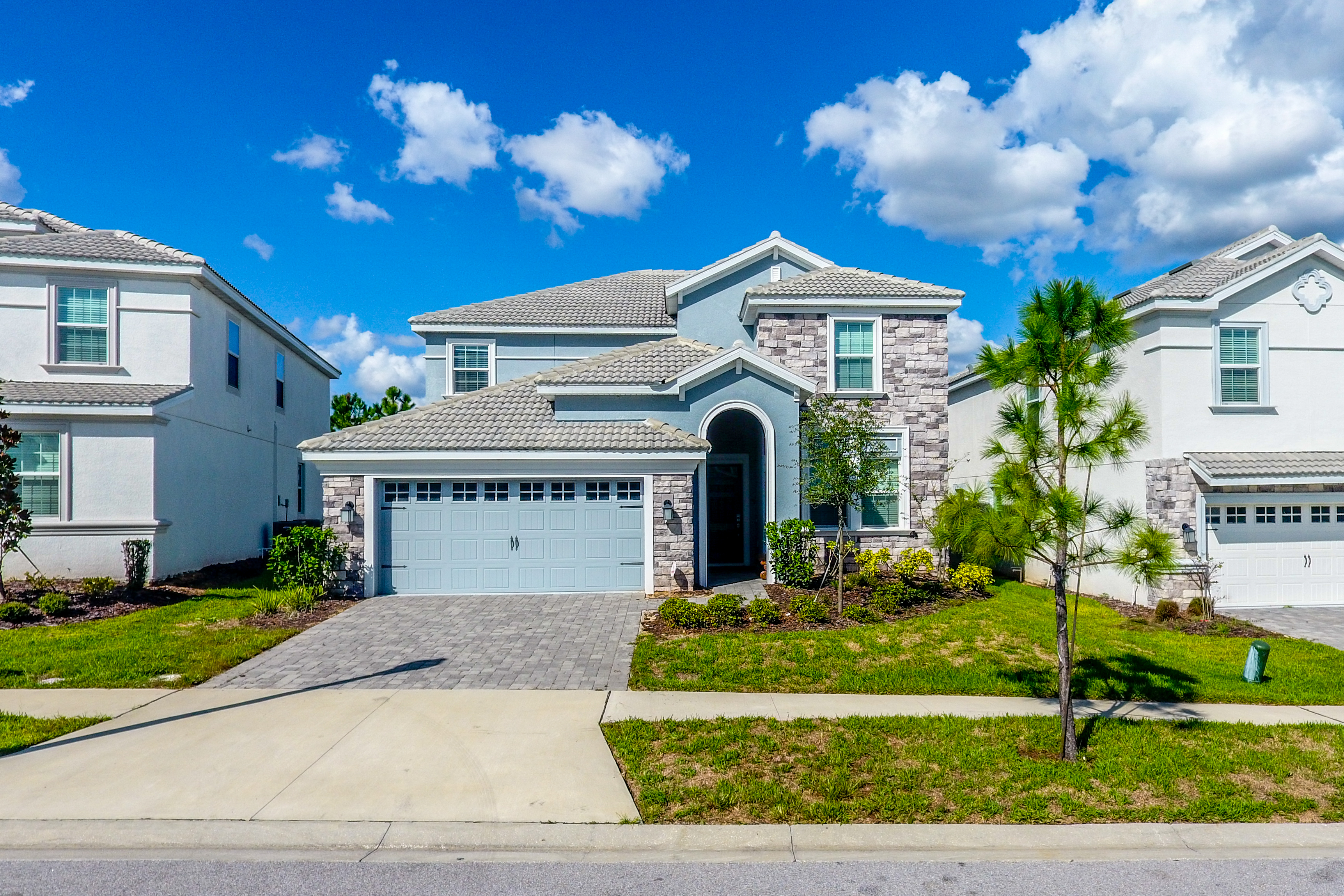 Huge Home, Private Pool | Sleeps 16