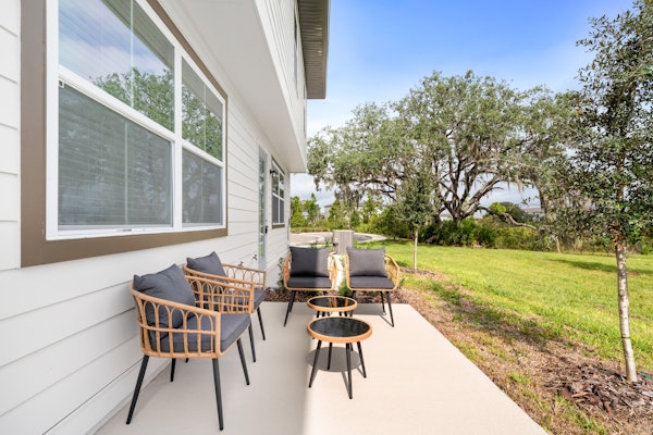 Lake View Villa |Sleeps 8!