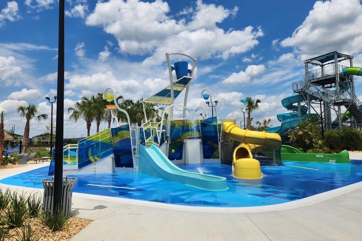 4 BR Townhome | Free Access to Amazing Resort!