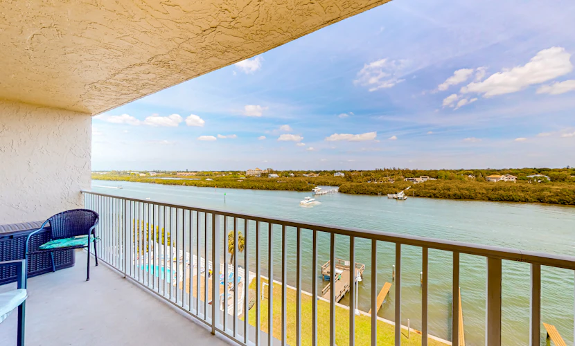6th floor waterfront condo with sauna tennis balcony and grills