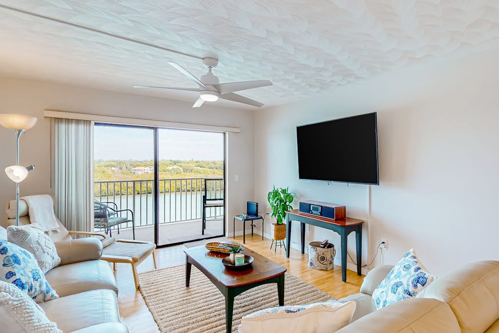 6th floor waterfront condo with sauna tennis balcony and grills