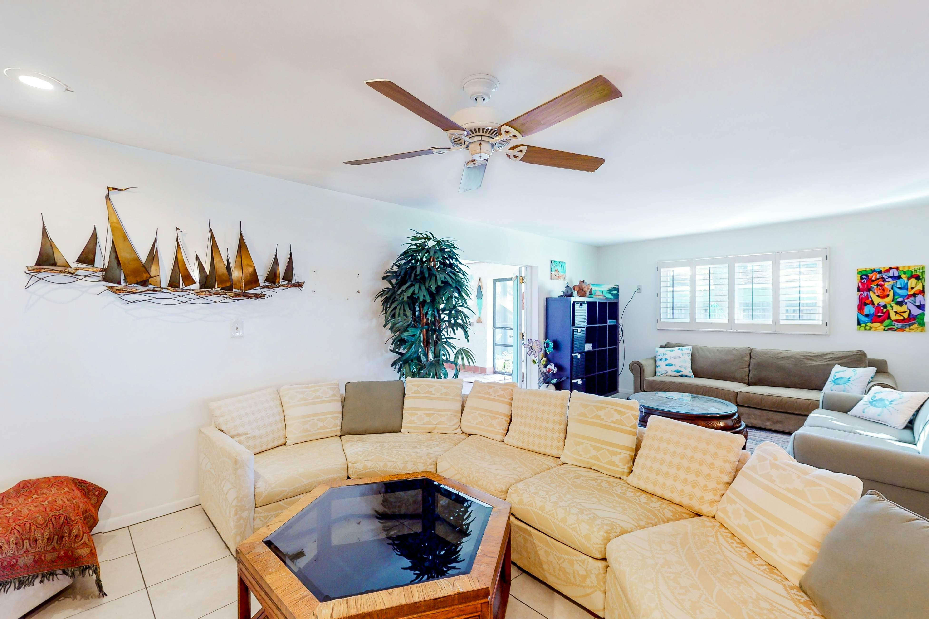 Home near the beach with private pool, enclosed patio, & W/D