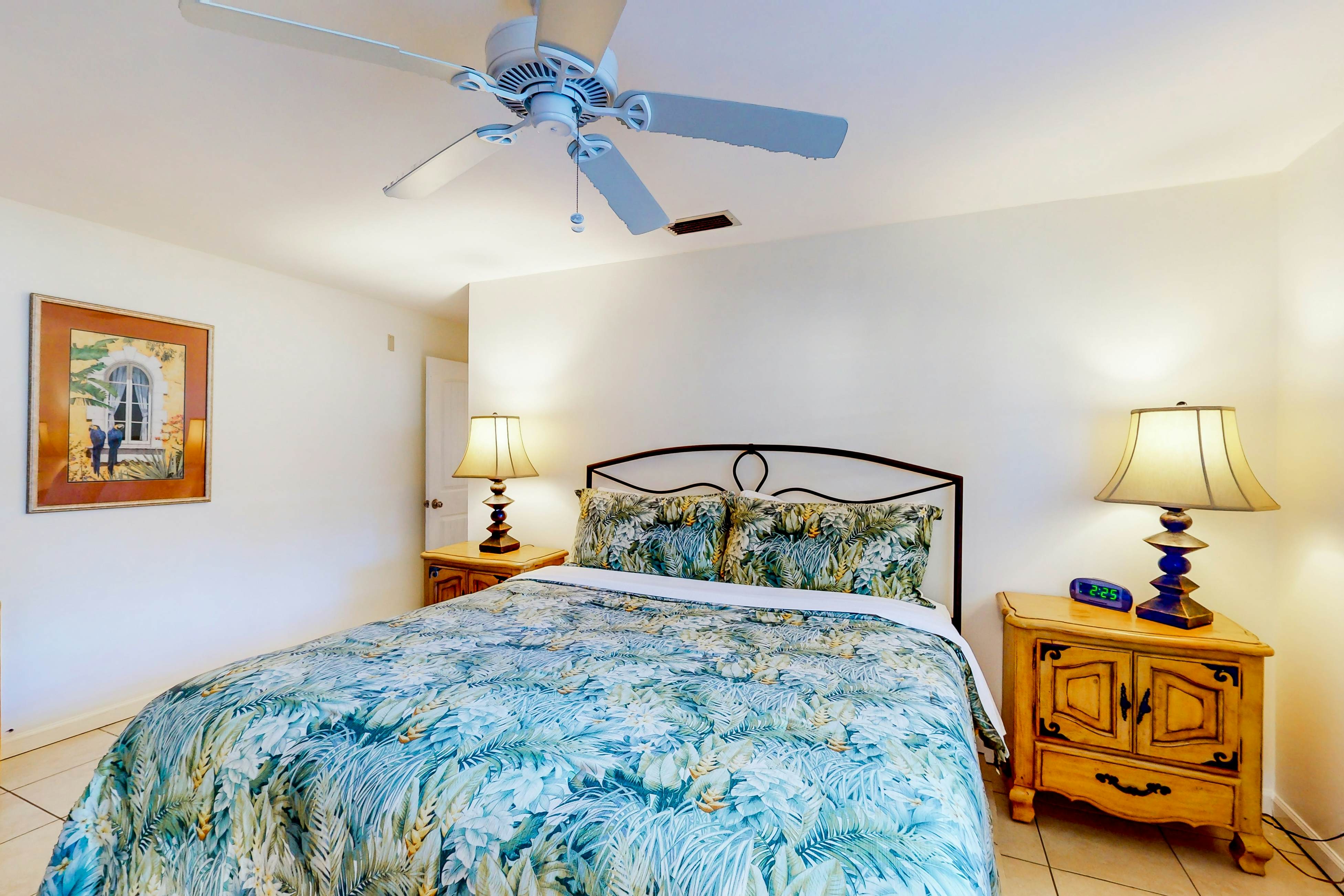 Home near the beach with private pool, enclosed patio, & W/D