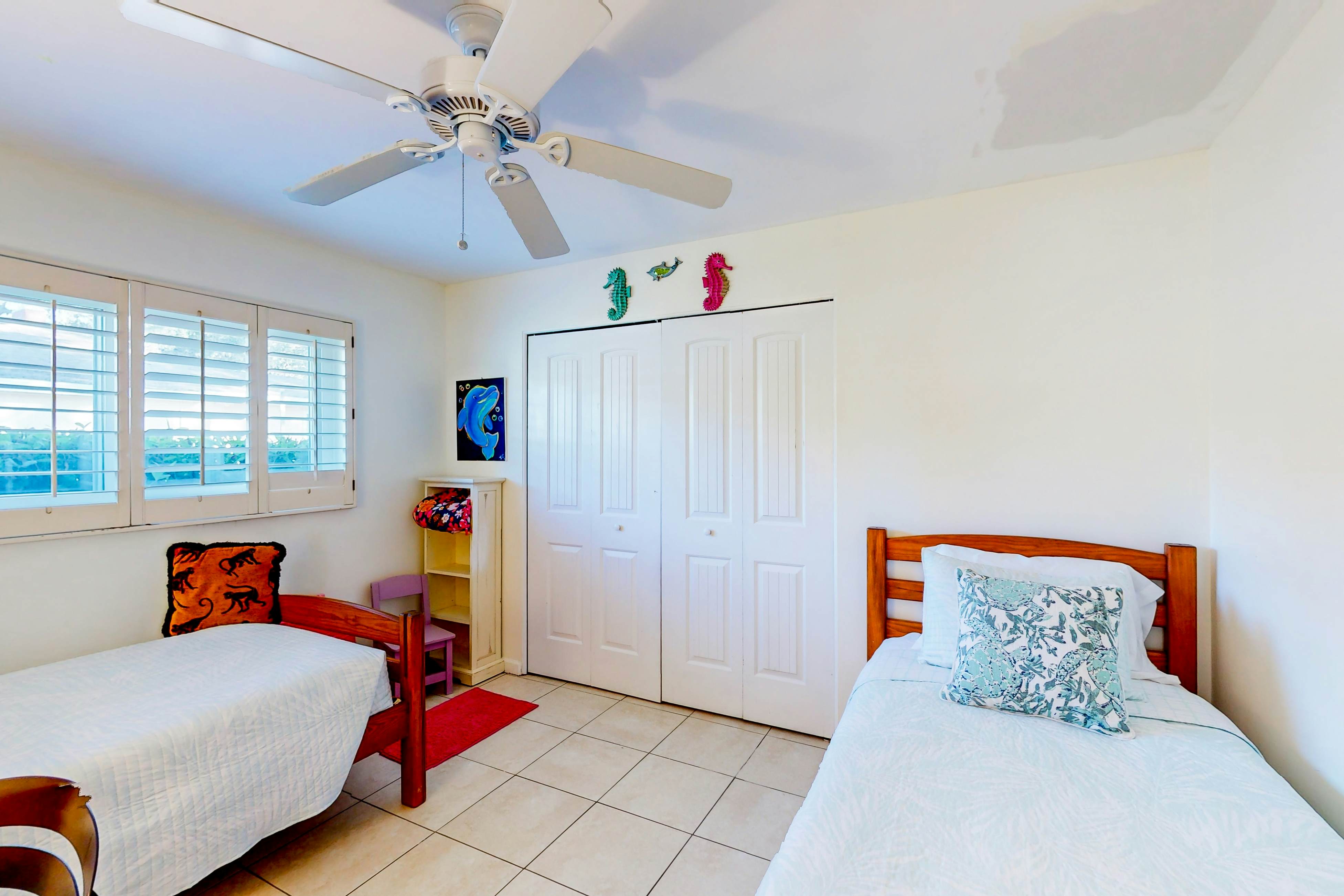 Home near the beach with private pool, enclosed patio, & W/D