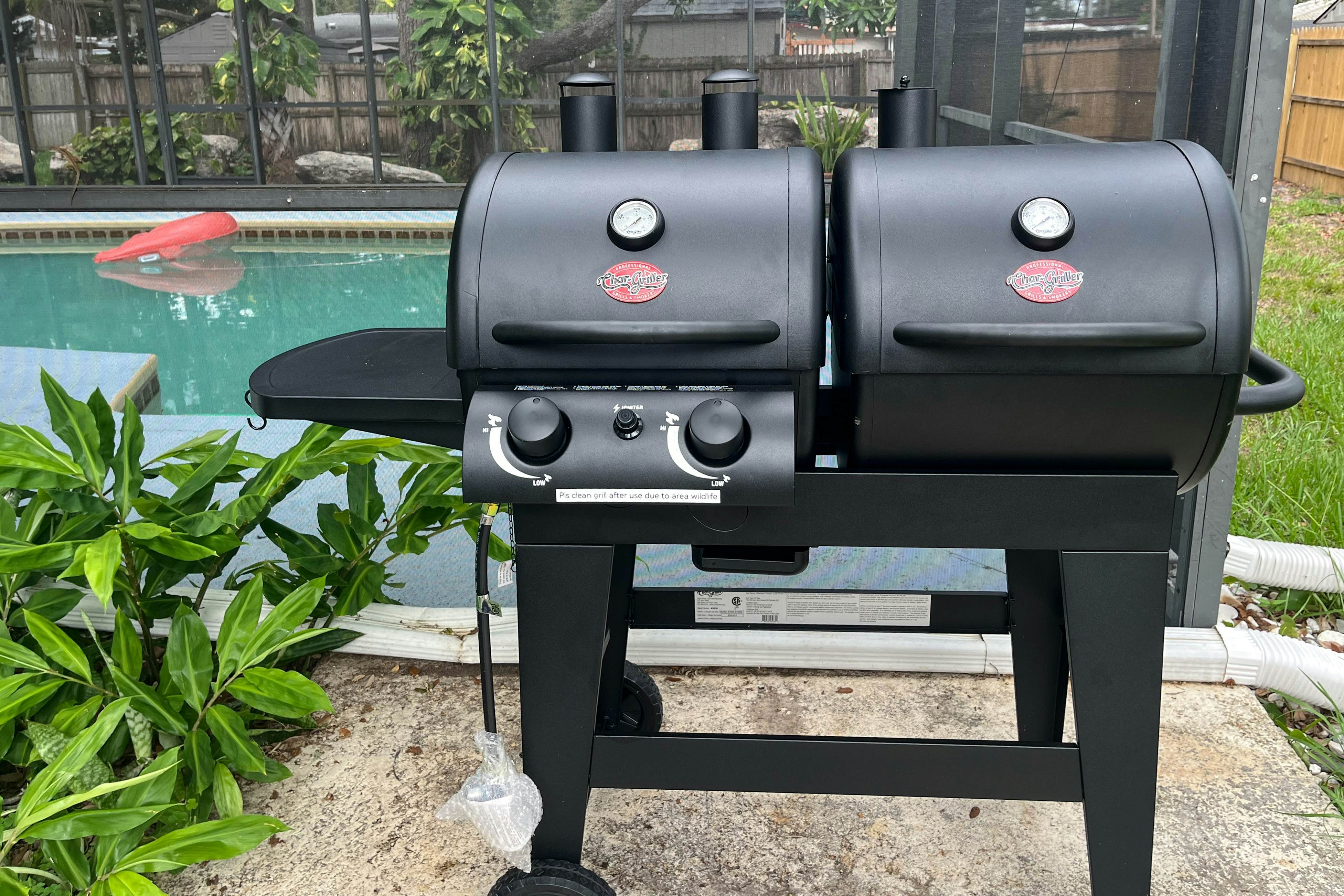 Home near the beach with private pool, enclosed patio, & W/D