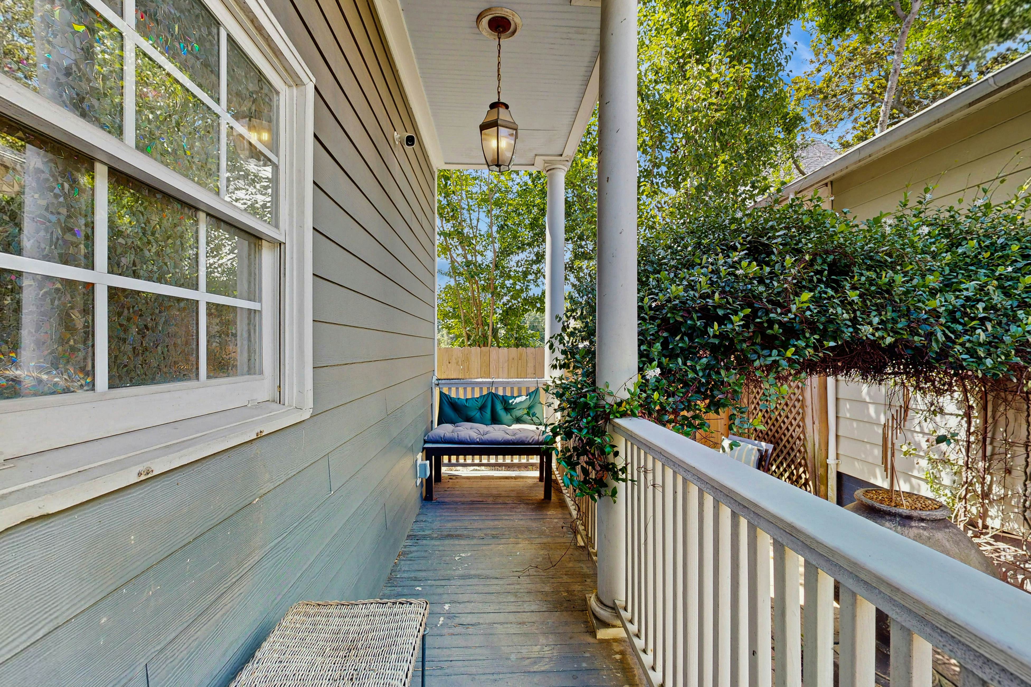 North Central, 30-Day Rental Home w/Double Porches, Garden Patio, and Free WiFi