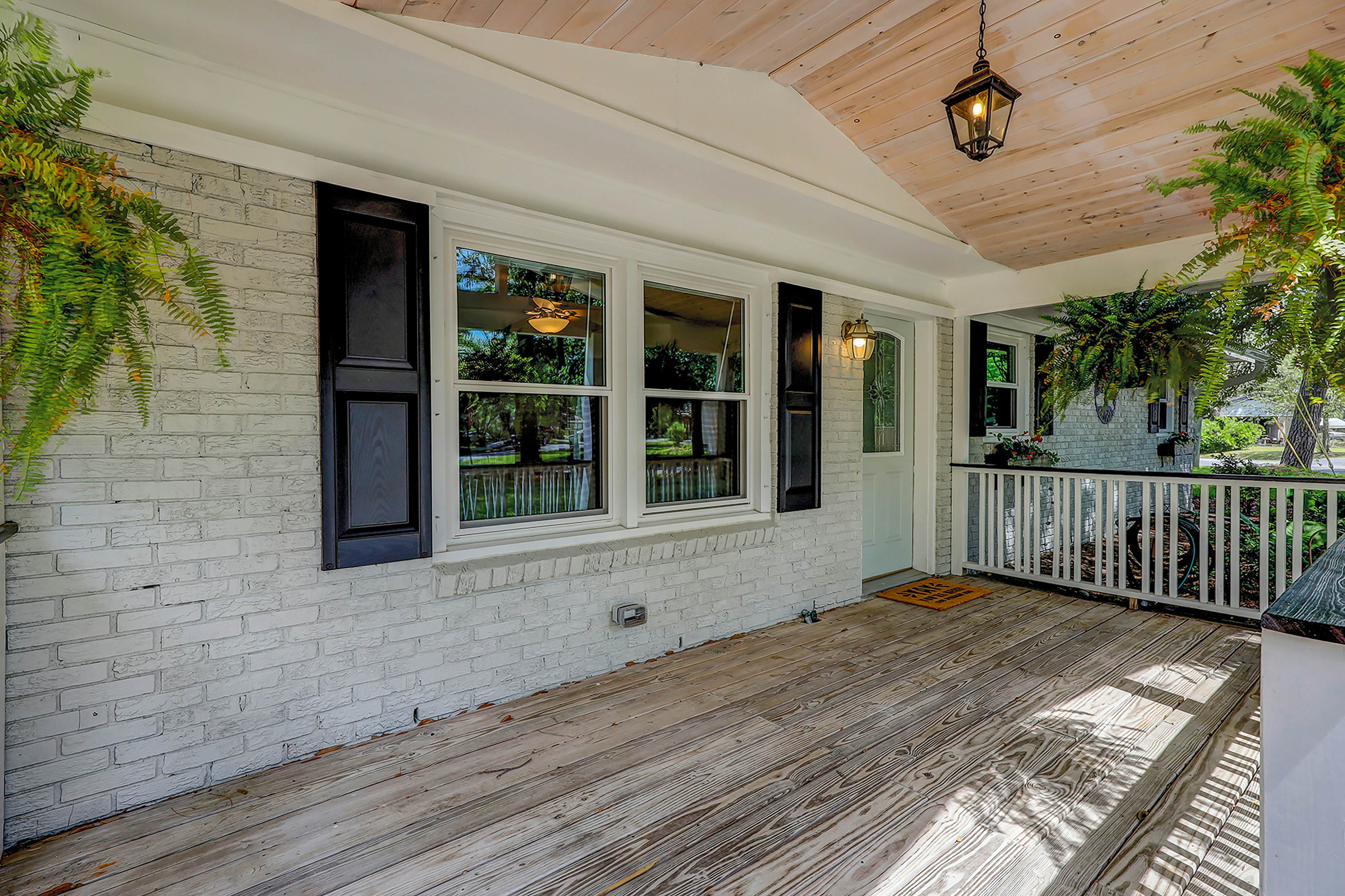 Stylish, Dog-Friendly, 30-Day Rental House w/Free WiFi, W/D, and Furnished Patio