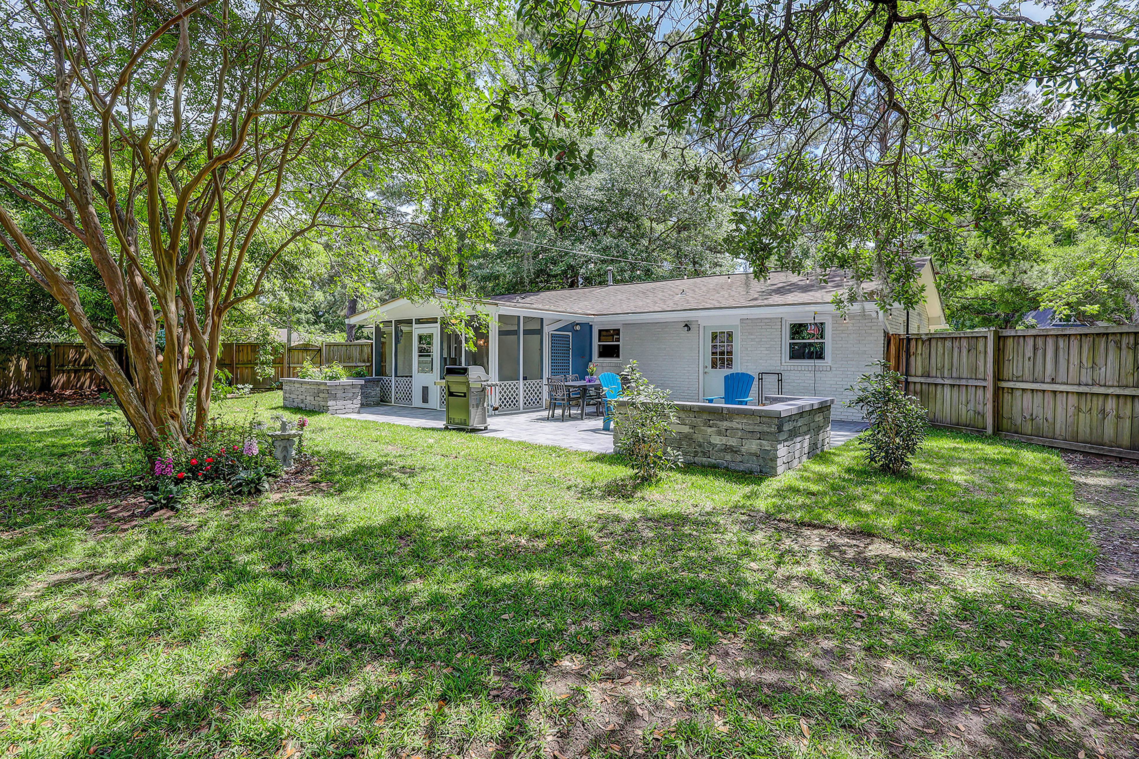 Stylish, Dog-Friendly, 30-Day Rental House w/Free WiFi, W/D, and Furnished Patio