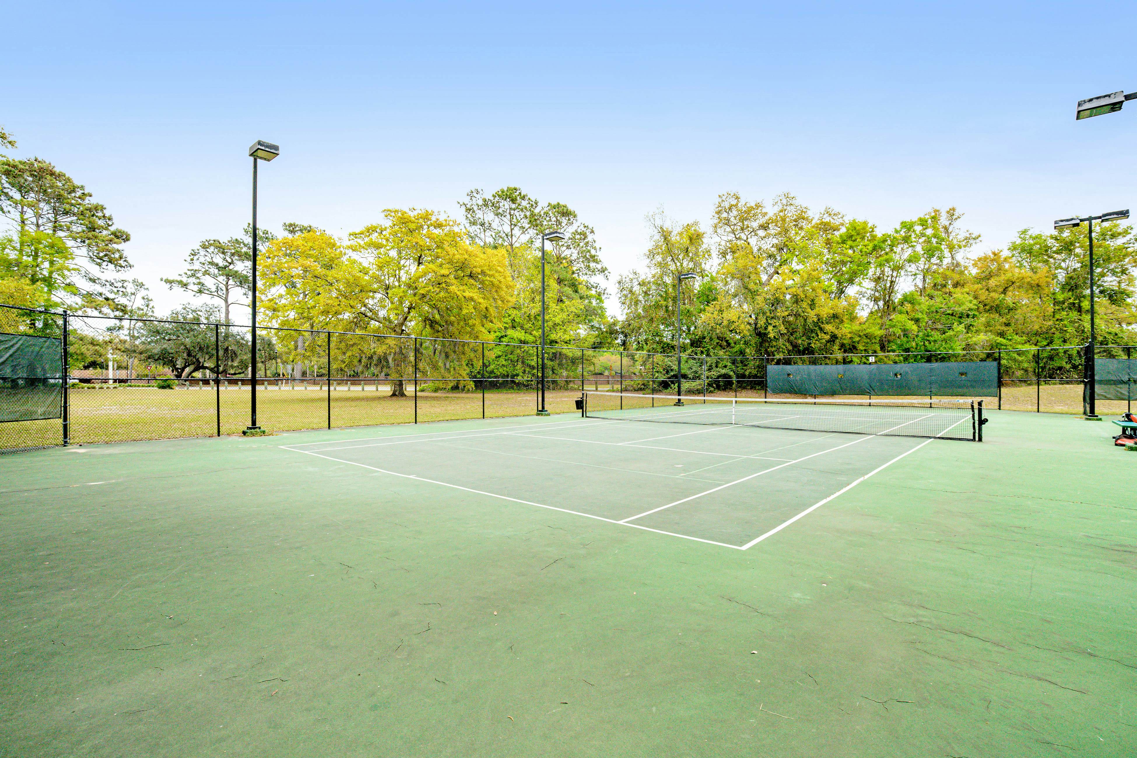 Stylish, Dog-Friendly, 30-Day Rental House w/Free WiFi, W/D, and Furnished Patio