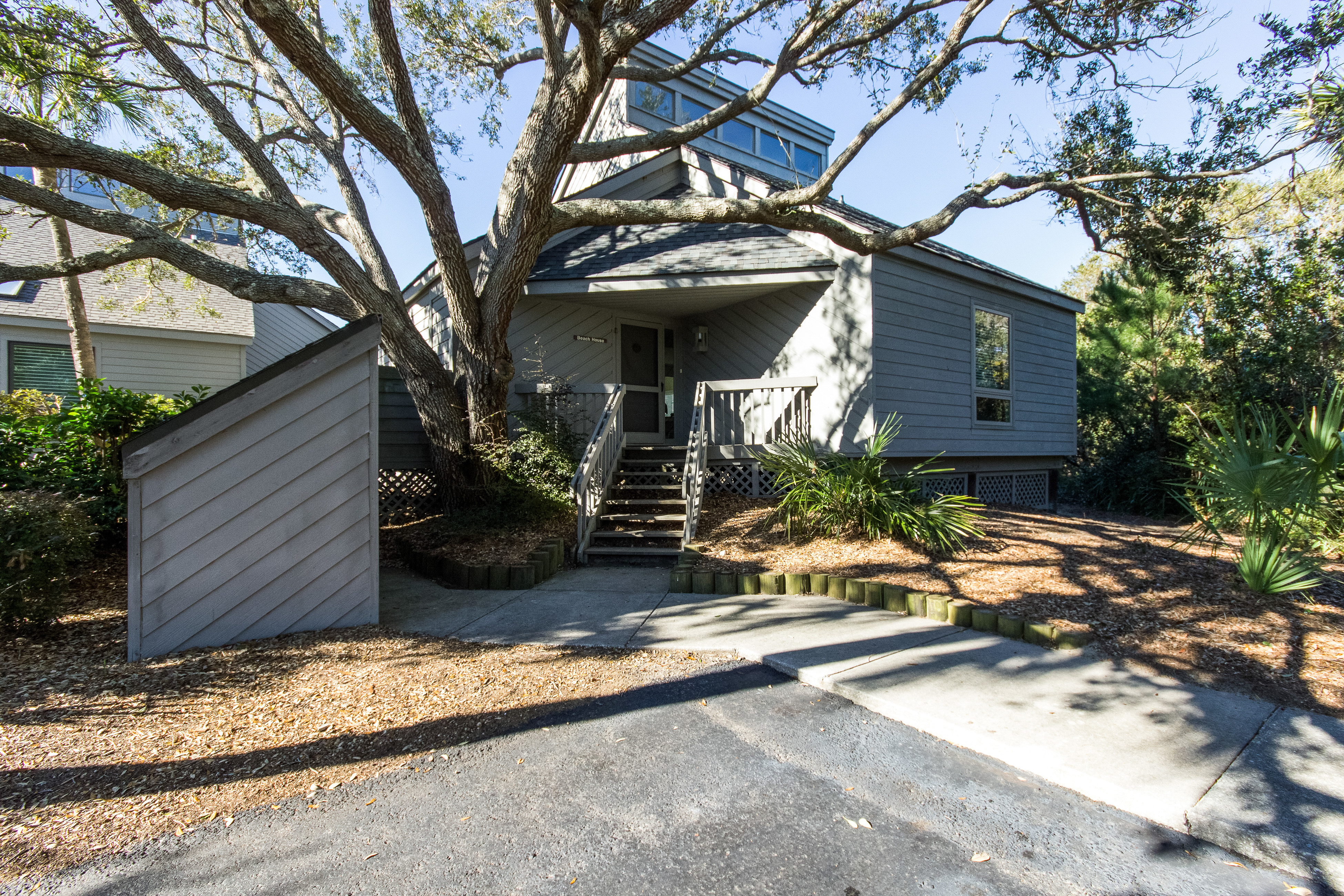 Villa with free WiFi, full kitchen, and full Seabrook Club amenity access