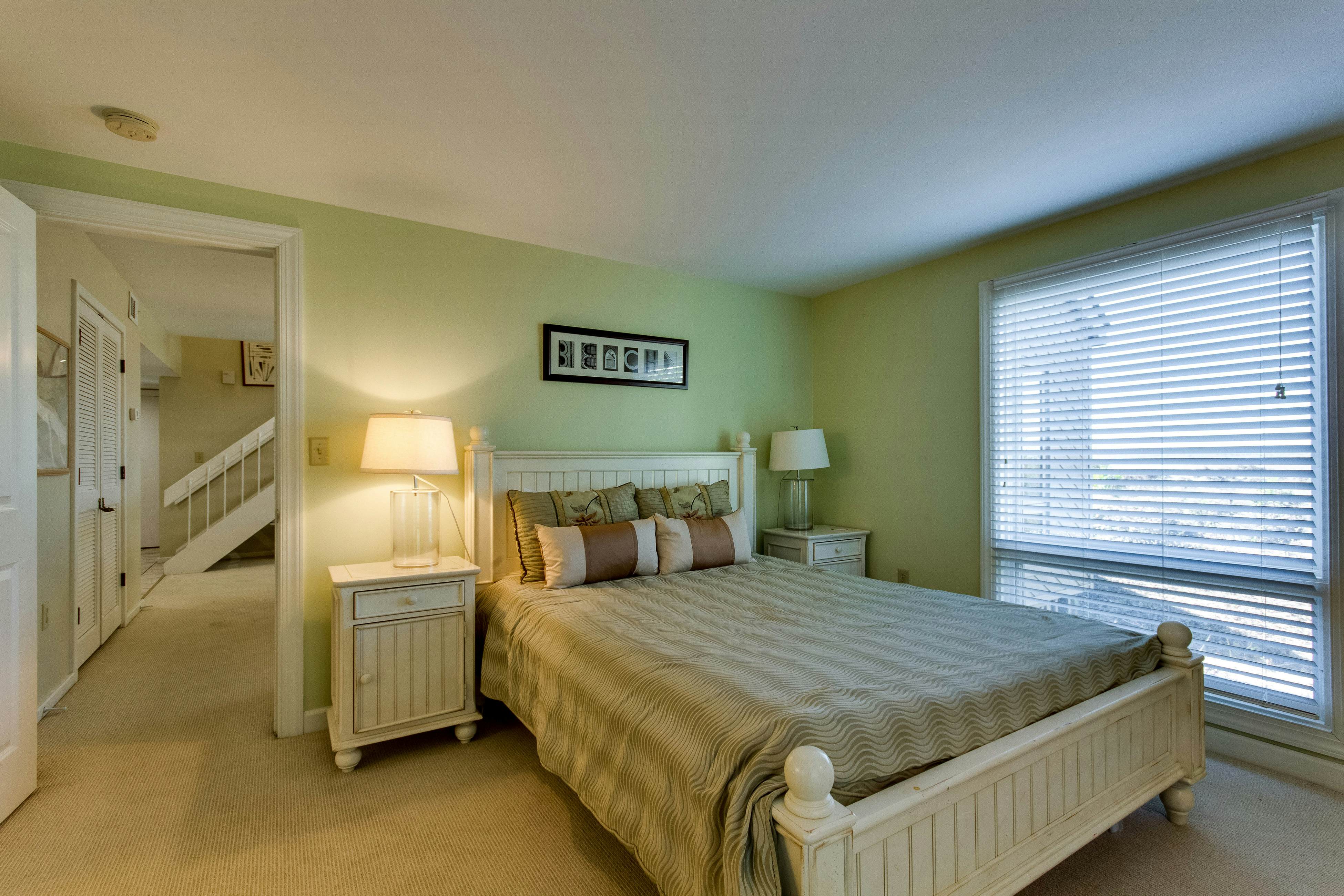 Villa with free WiFi, full kitchen, and full Seabrook Club amenity access