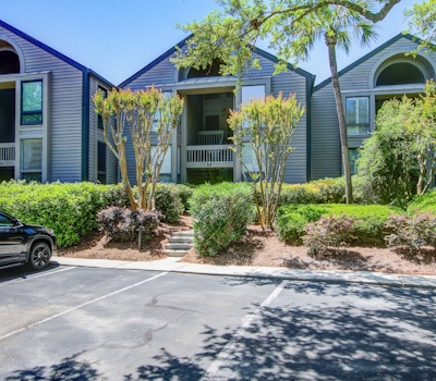 Beachfront villa with dolphin viewing deck, shared pools, tennis, golf & more