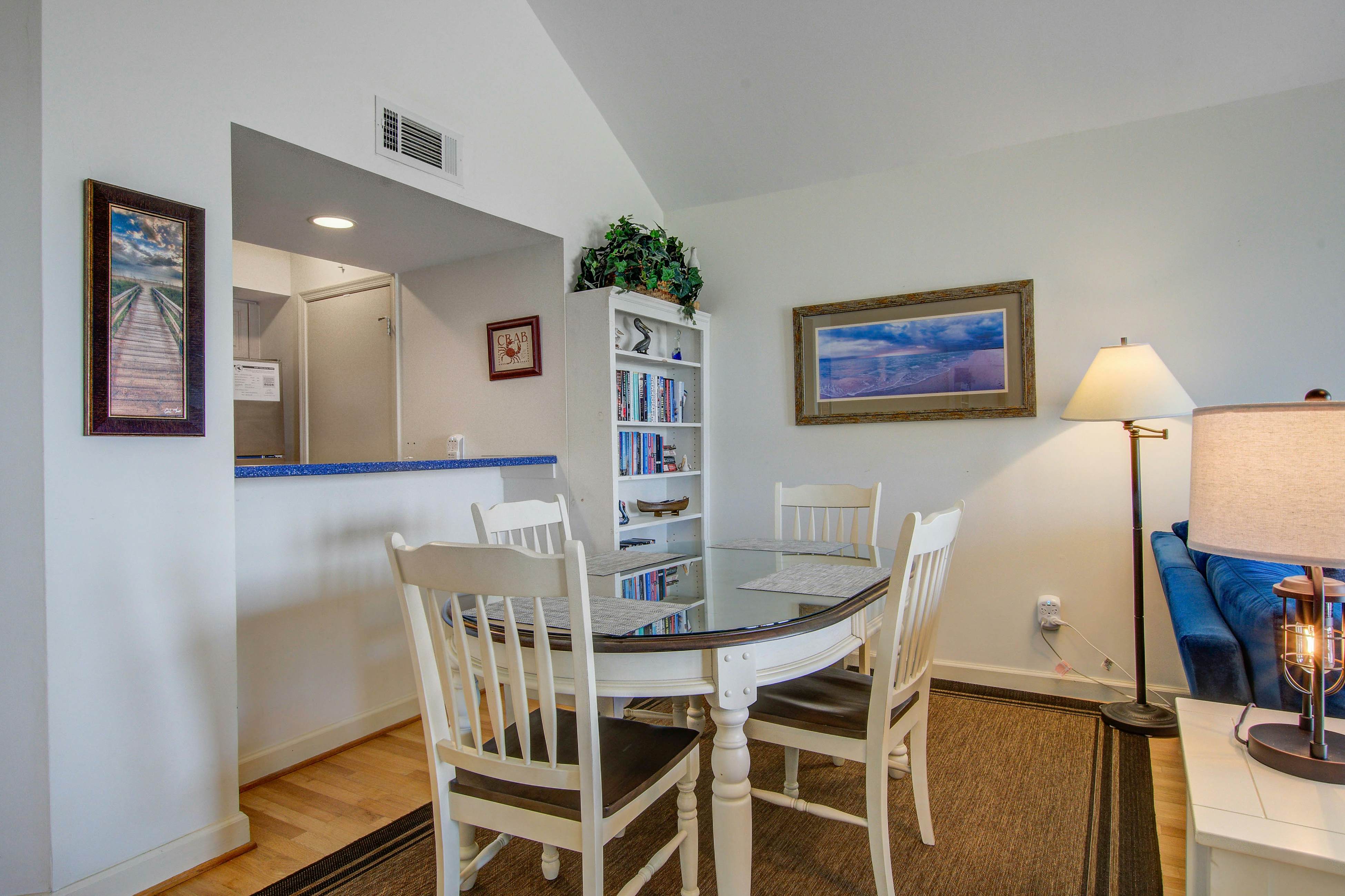 Beachfront villa with dolphin viewing deck, shared pools, tennis, golf & more