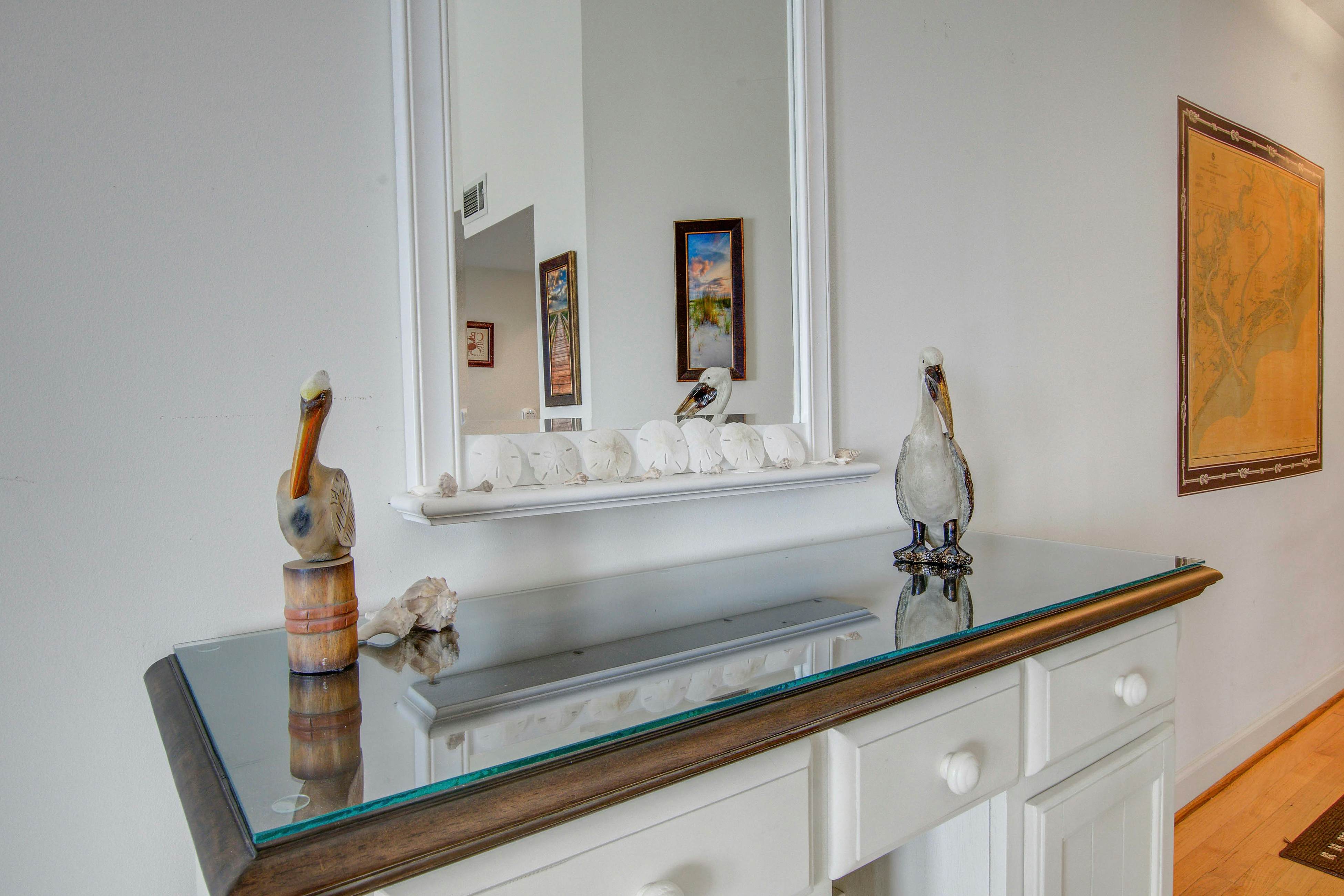 Beachfront villa with dolphin viewing deck, shared pools, tennis, golf & more