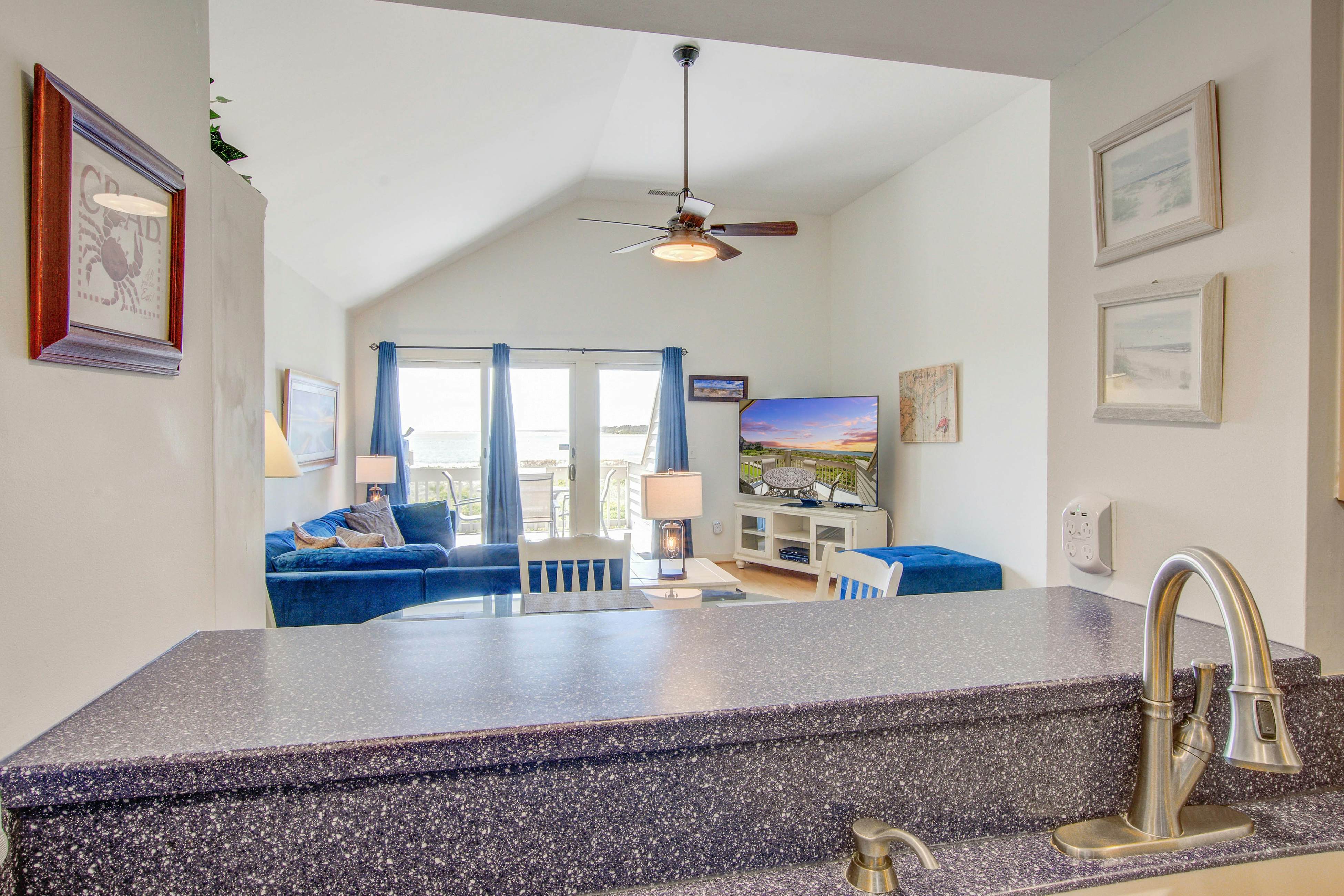 Beachfront villa with dolphin viewing deck, shared pools, tennis, golf & more