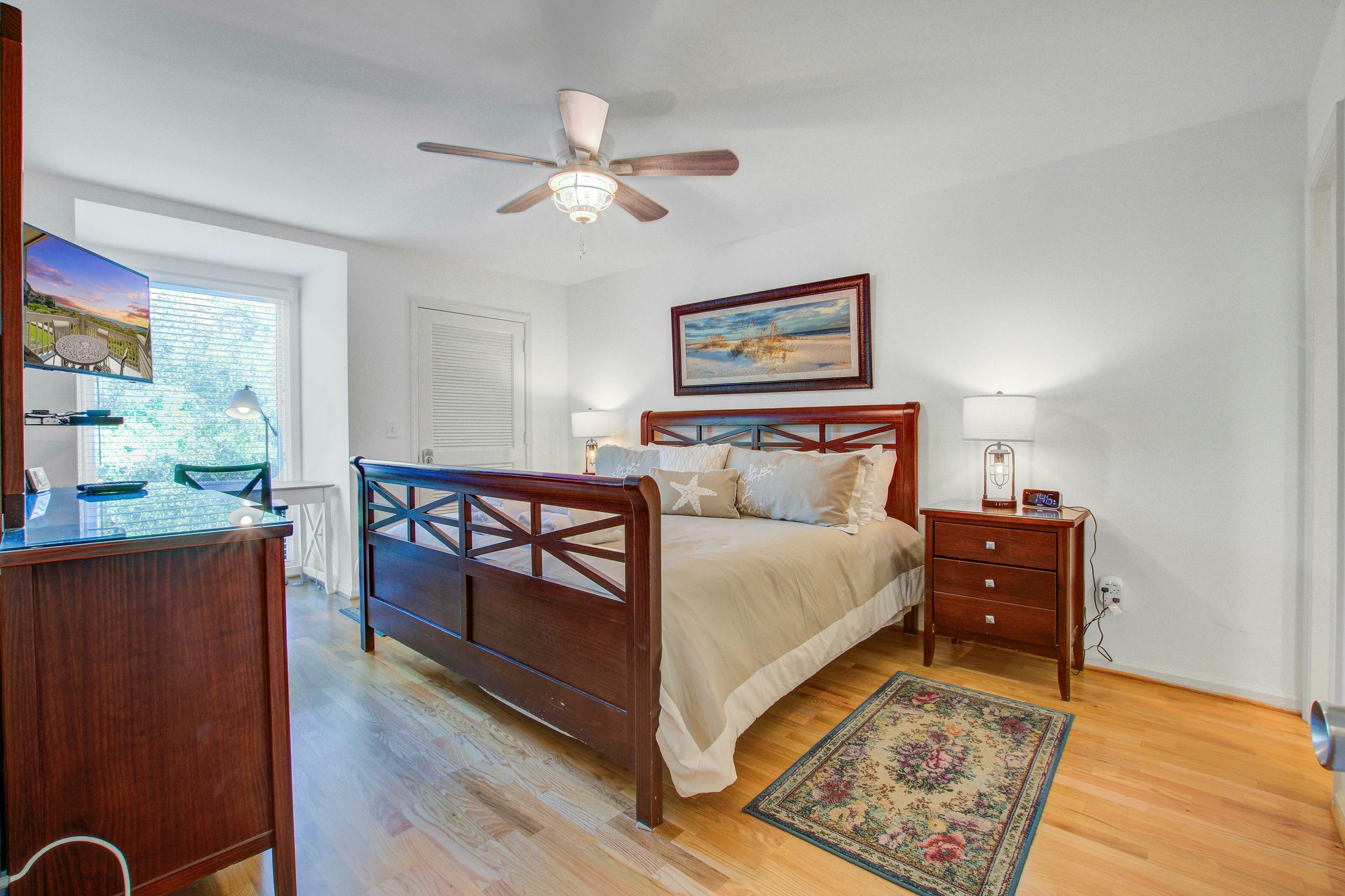 Beachfront villa with dolphin viewing deck, shared pools, tennis, golf & more