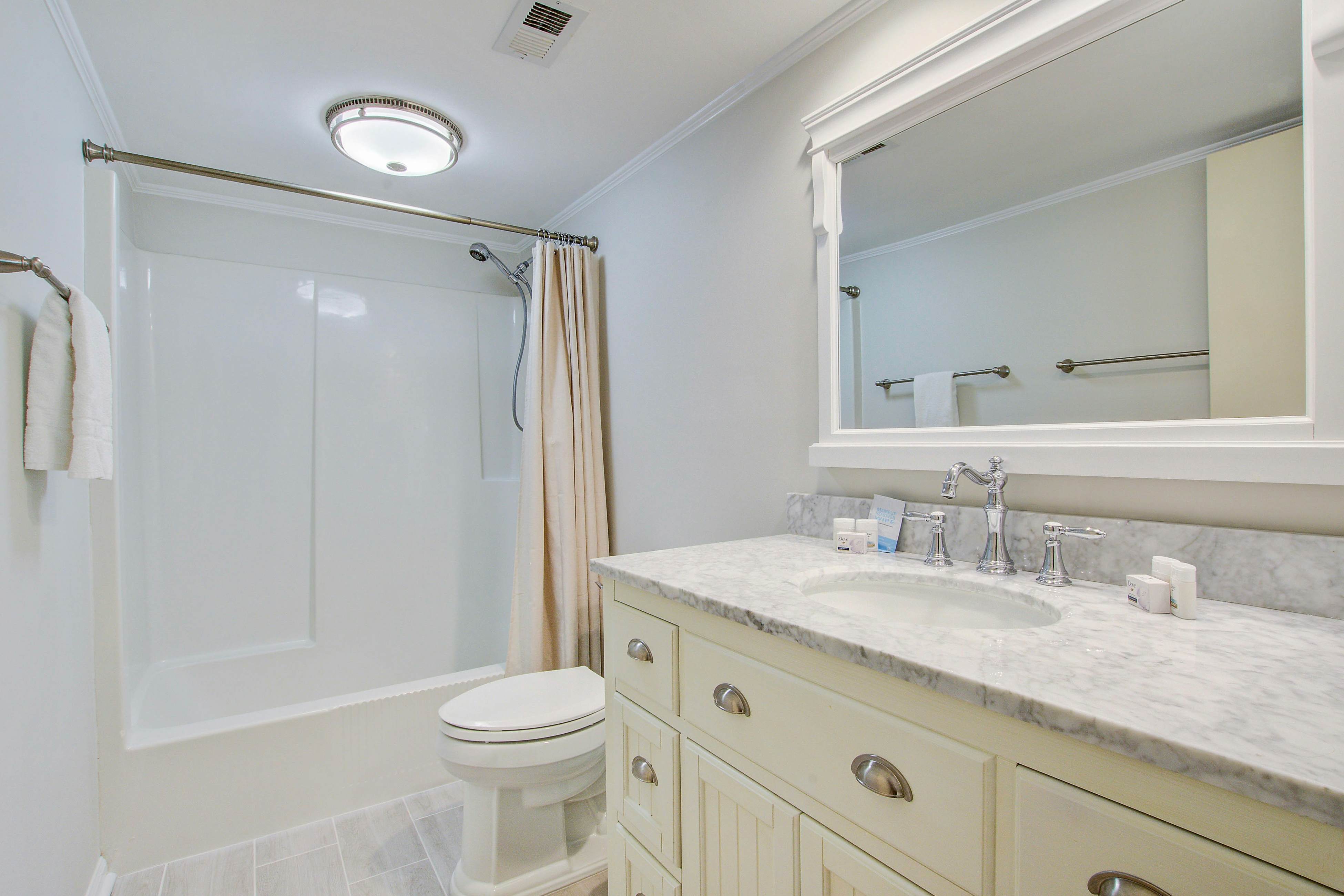 Beachfront villa with dolphin viewing deck, shared pools, tennis, golf & more