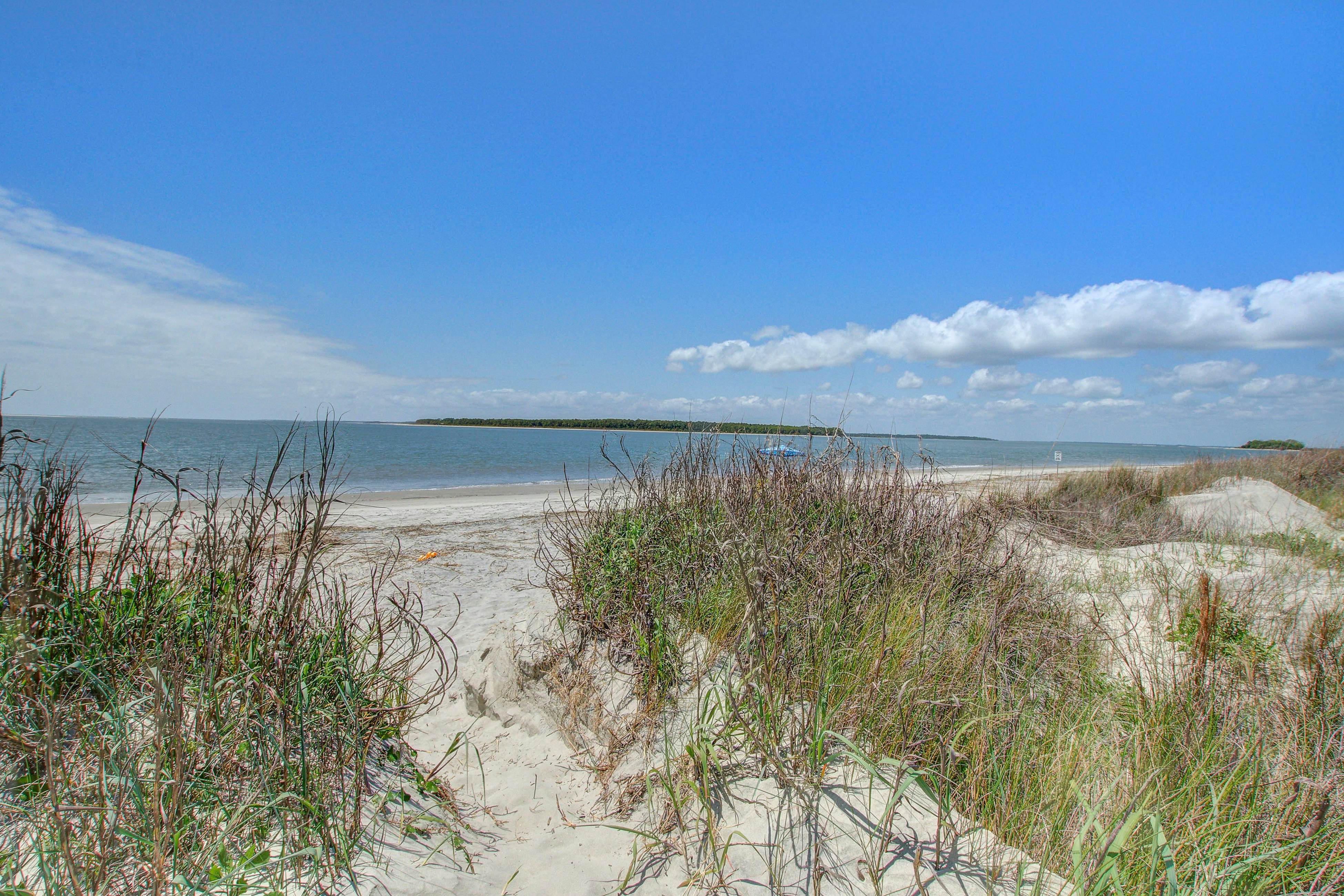 Beachfront villa with dolphin viewing deck, shared pools, tennis, golf & more