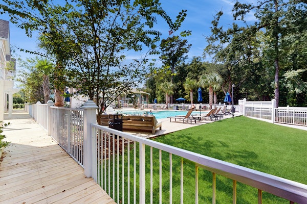 Modern 3BR Cottage in Pet Friendly Luxury Resort w/ Pool