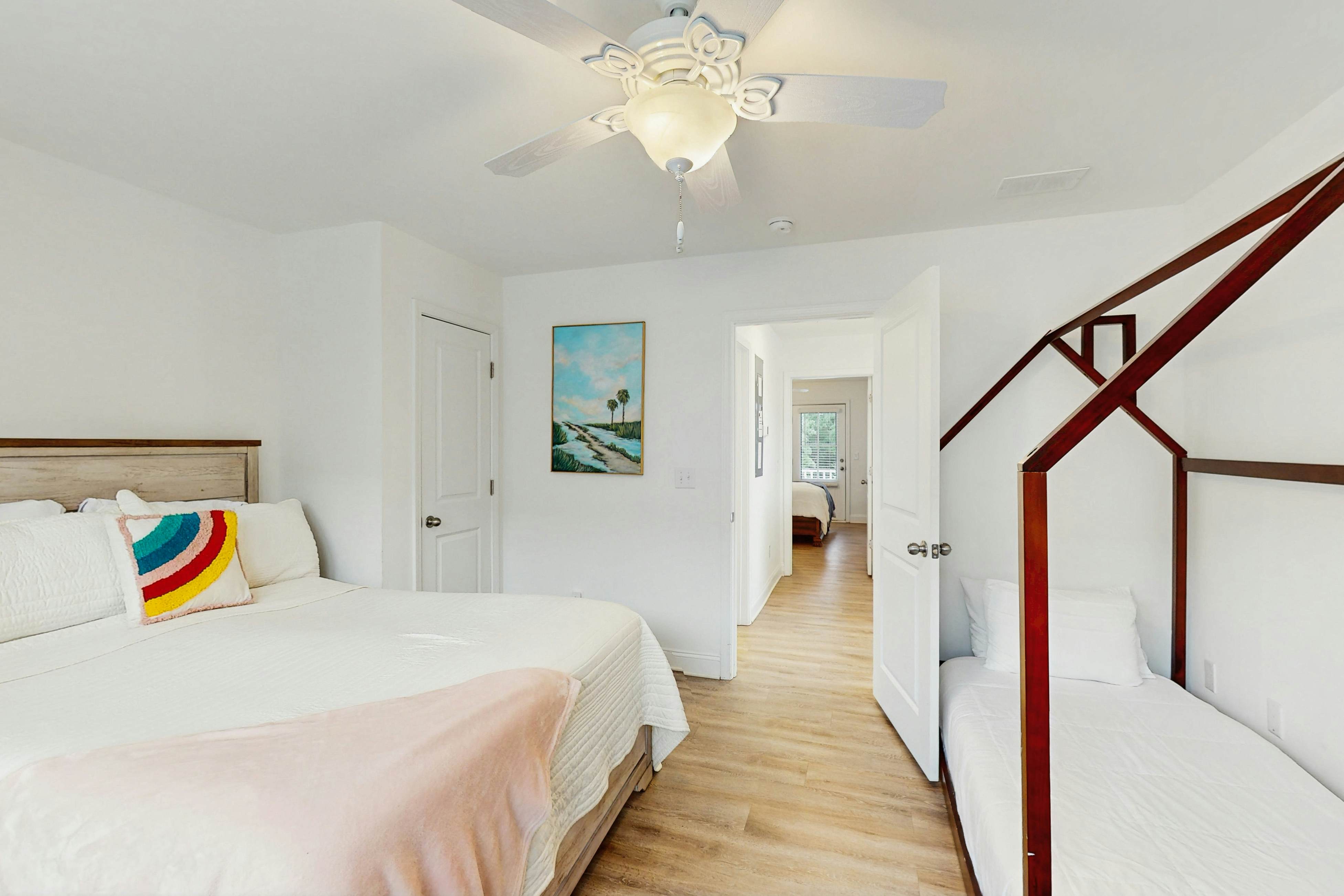 Modern 3BR Cottage in Pet Friendly Luxury Resort w/ Pool