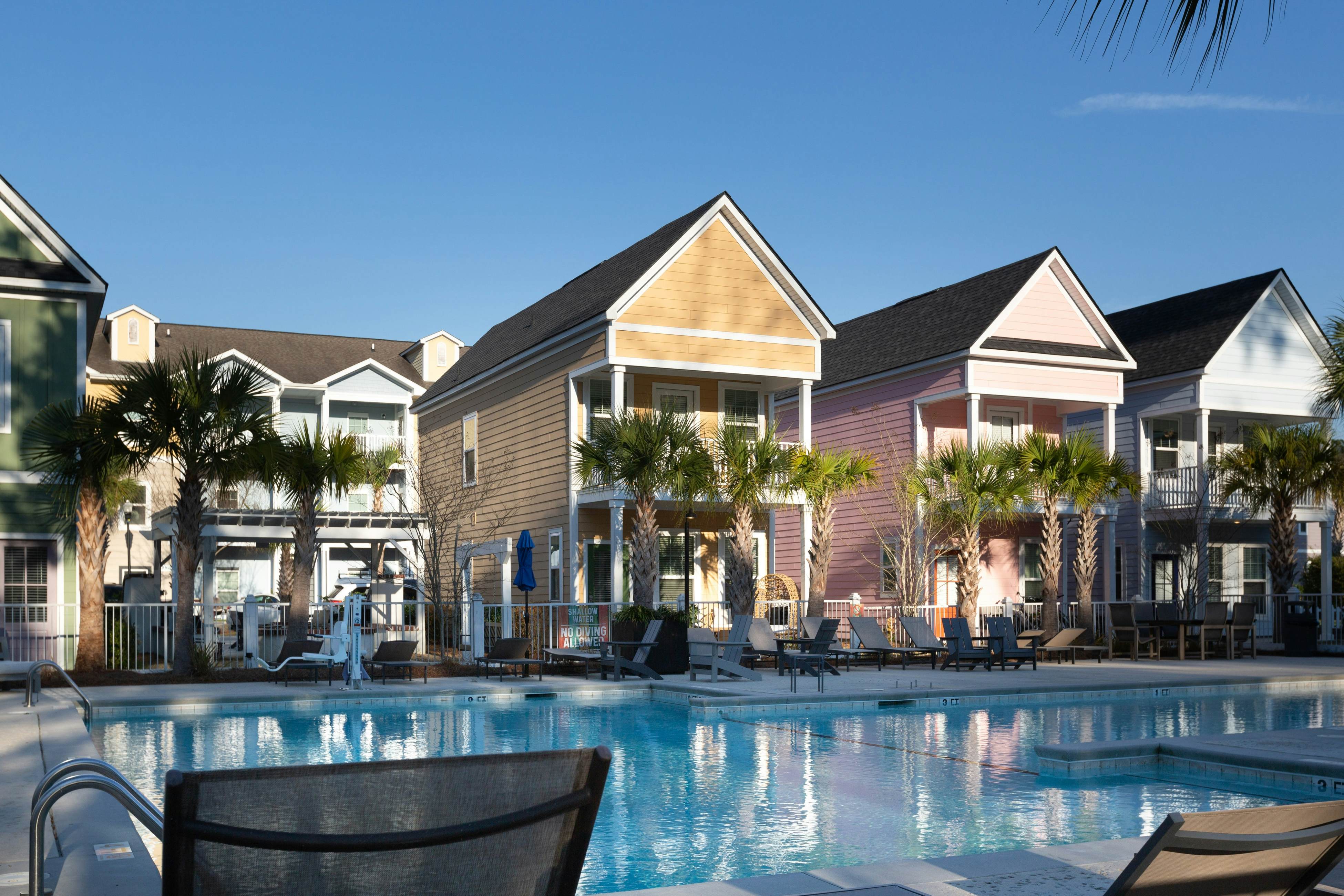 Modern 3BR Cottage in Pet Friendly Luxury Resort w/ Pool