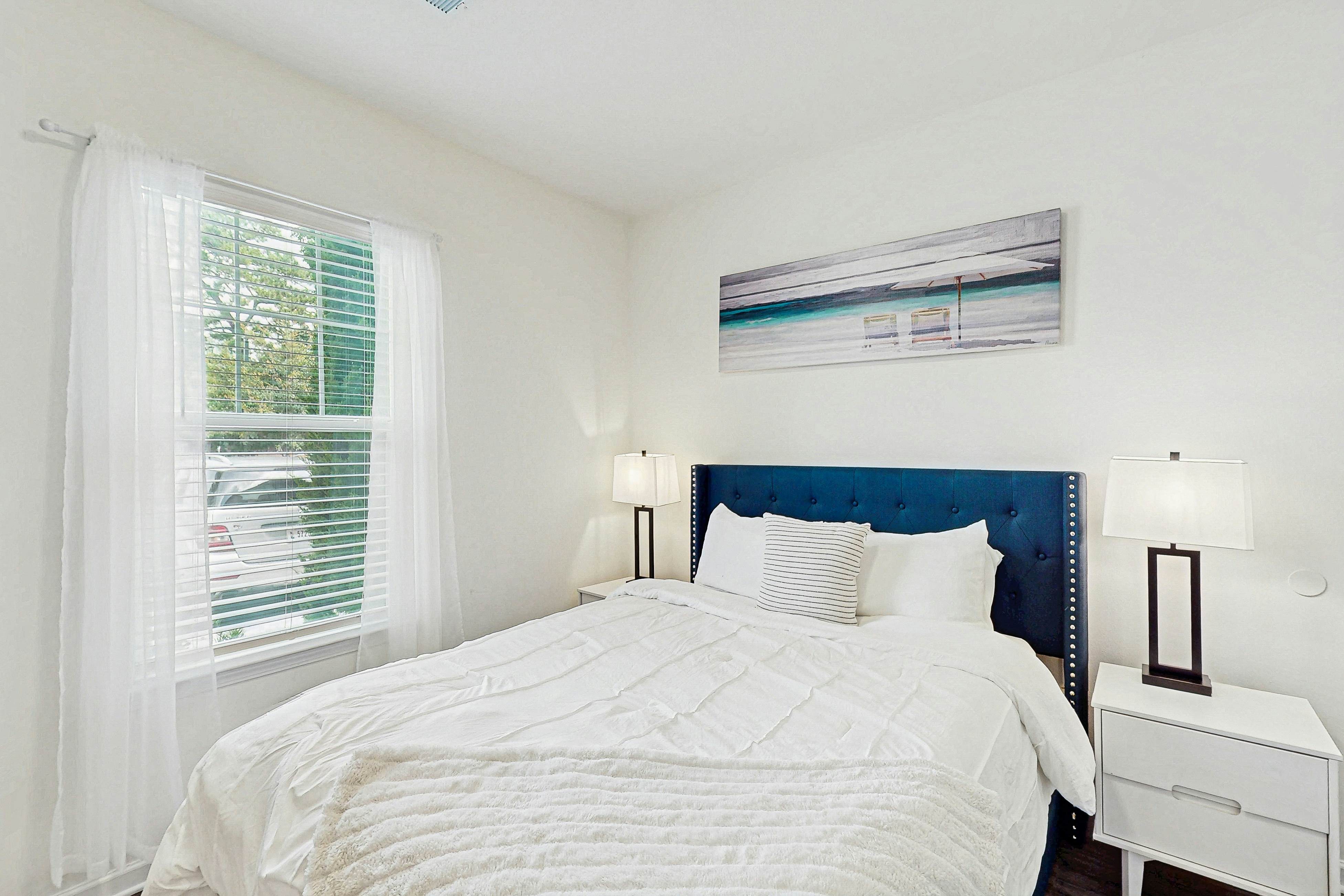 Spacious 3BR in Pet Friendly Walkable Resort with a Pool